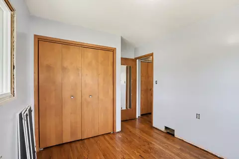 Bedroom - 17650 Heimbach Rd, Three Rivers, MI 49093 photo 2 of 4