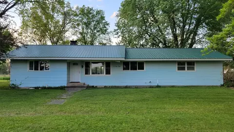 17650 Heimbach Rd, Three Rivers, MI 49093