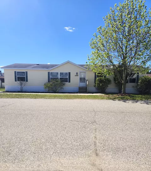 20727 Kalamazoo Rd #37, Big Rapids, MI 49307