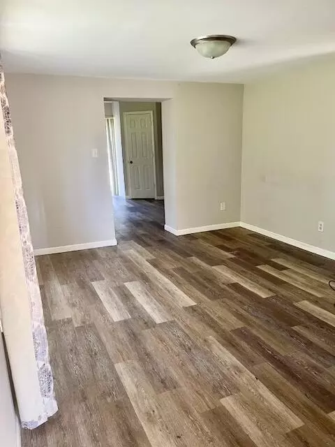 723 22nd St, Jackson, MI 49203 photo 4