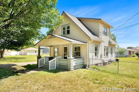 3744 Clyde Park Ave SW, Wyoming, MI 49509