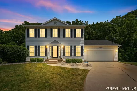 3797 Mayberry Ct SE, Kentwood, MI 49512