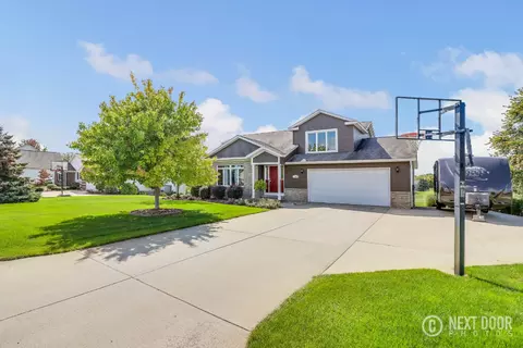 1645 Garden View Dr, Zeeland, MI 49464