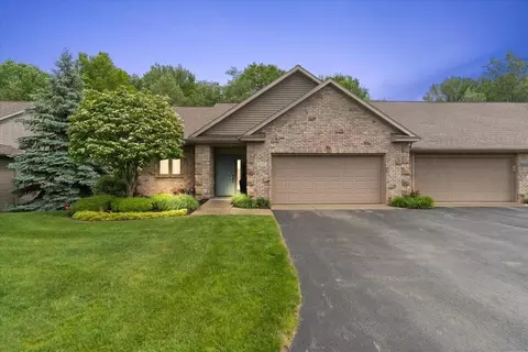 4961 Barnsley Dr, Hudsonville, MI 49426