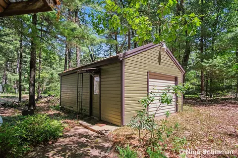 Exterior - 4701 S Spruce Ave, White Cloud, MI 49349 photo 4 of 14