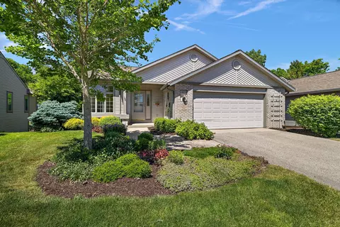 1925 Hidden Oak Ct SE, Grand Rapids, MI 49546