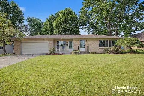 3240 Kelly St, Hudsonville, MI 49426