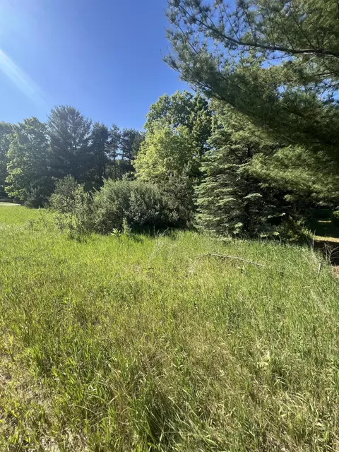 9453 E 120th St, Sand Lake, MI 49343