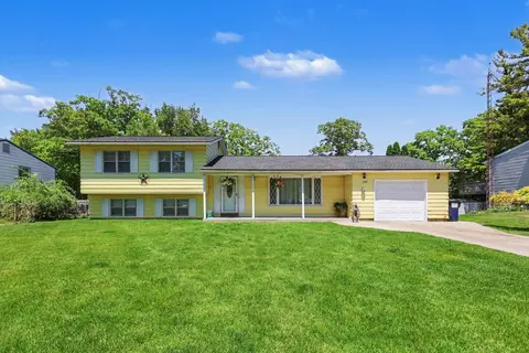 1852 Castle Ave, Muskegon, MI 49441
