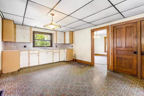 Kitchen - 7500 Bilby Rd, Jerome, MI 49249 photo 1 of 2