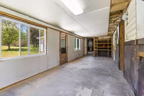 Entry Way - 7500 Bilby Rd, Jerome, MI 49249 photo 1 of 2