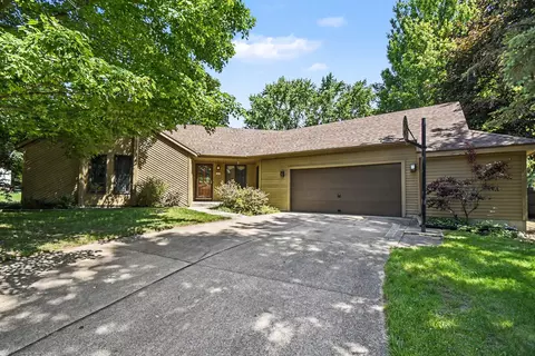 265 Maier Ct SW, Grandville, MI 49418
