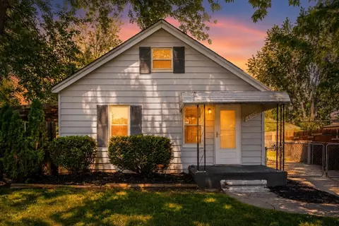 16167 Hauss Ave, Eastpointe, MI 48021