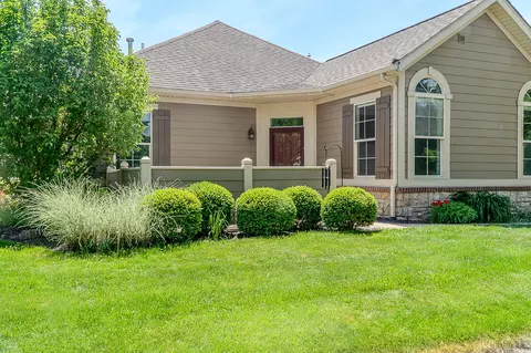 873 Bridge Crest Dr SE #8, Ada, MI 49301