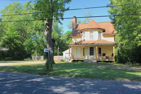 416 Frederick St, Kalamazoo, MI 49048