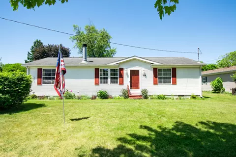 814 Seymour Ave, Jackson, MI 49202