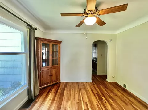 Living - 101 N Jackson St, Hanover, MI 49241 photo 3 of 4
