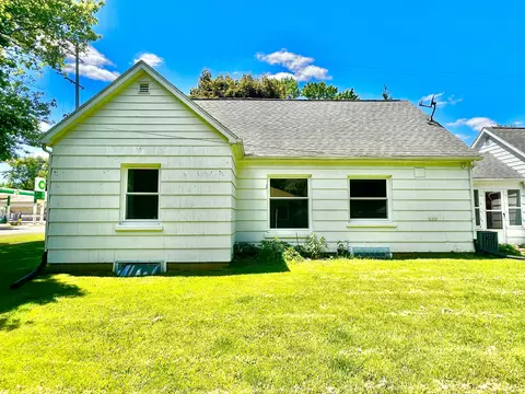Exterior - 101 N Jackson St, Hanover, MI 49241 photo 6 of 13