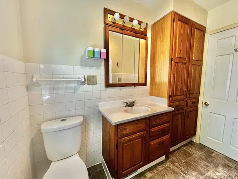 Bath - 101 N Jackson St, Hanover, MI 49241 photo 5 of 5
