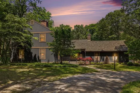 385 Greentree Ln NE, Ada, MI 49301