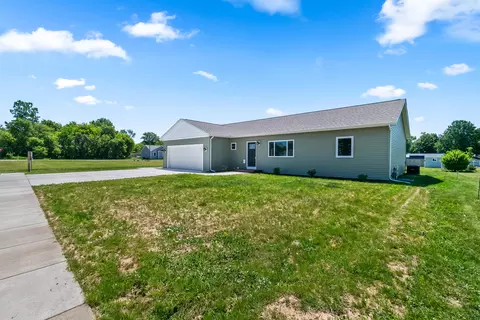Exterior - 15 Michael Dr, Coldwater, MI 49036 photo 2 of 7