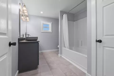 Bath - 15 Michael Dr, Coldwater, MI 49036 photo 1 of 4
