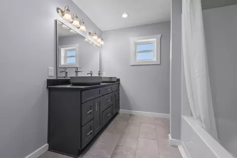 Bath - 15 Michael Dr, Coldwater, MI 49036 photo 2 of 4
