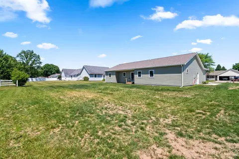 Exterior - 15 Michael Dr, Coldwater, MI 49036 photo 4 of 7