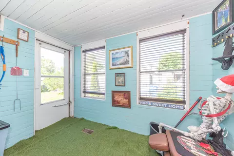 Exterior - 9437 Cady Rd, Jackson, MI 49201 photo 11 of 12