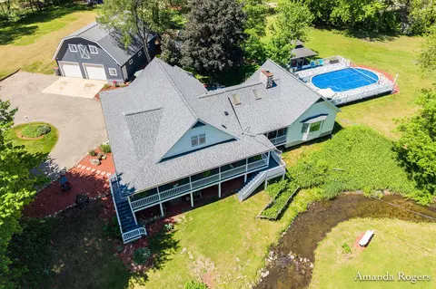 2295 Fallasburg Park Dr NE, Lowell, MI 49331
