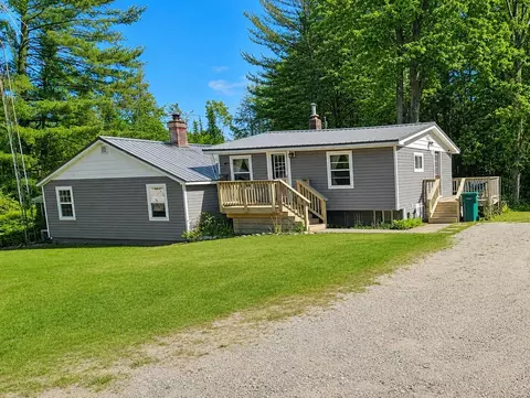3119 W Maple Grove Rd, Farwell, MI 48622