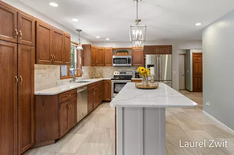 Kitchen - 3909 Jay Rd, Whitehall, MI 49461 photo 4 of 5