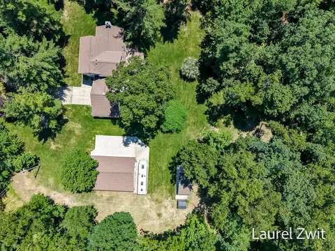 Exterior - 3909 Jay Rd, Whitehall, MI 49461 photo 13 of 13