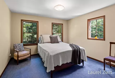 Bedroom - 3909 Jay Rd, Whitehall, MI 49461 photo 6 of 9