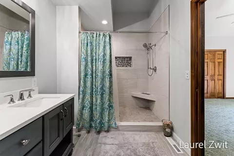 Bath - 3909 Jay Rd, Whitehall, MI 49461 photo 5 of 5
