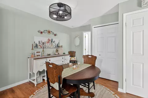 Dining - 7047 Mckay Rd, Jackson, MI 49201 photo 1 of 1