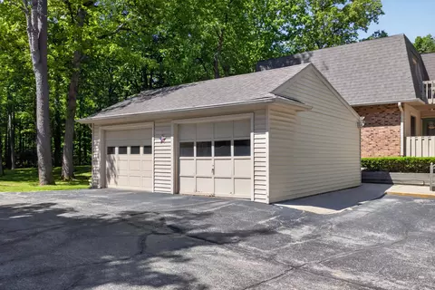 Exterior - 7047 Mckay Rd, Jackson, MI 49201 photo 2 of 11
