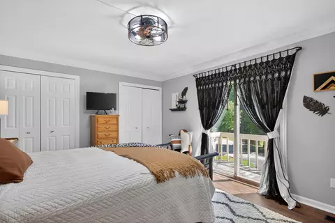 Bedroom - 7047 Mckay Rd, Jackson, MI 49201 photo 6 of 8