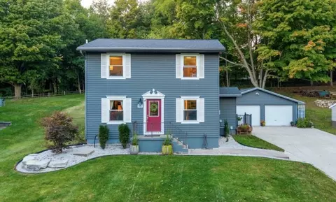 147 N Prospect St NE, Rockford, MI 49341