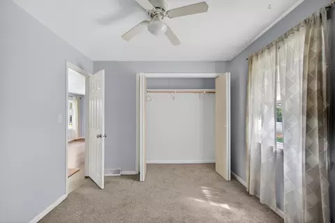 Bedroom - 539 Jacqueline St, Jackson, MI 49202 photo 5 of 7