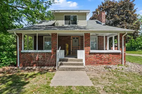 6375 Benton Rd, Jackson, MI 49201