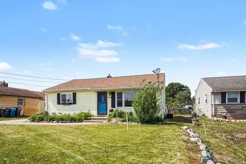 2109 Bloomfield Ave, Kalamazoo, MI 49001