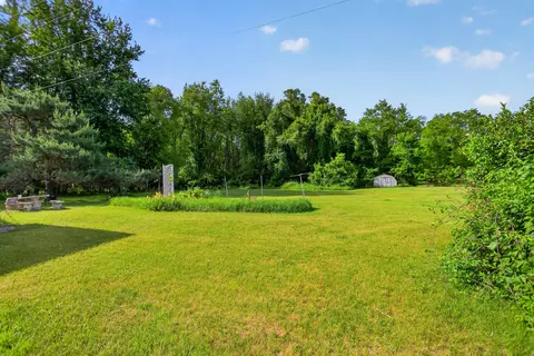 Exterior - 3635 Hart Rd, Jackson, MI 49201 photo 3 of 14