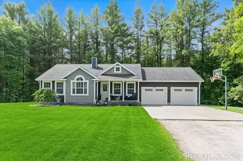 7939 Sweeter Rd, Twin Lake, MI 49457