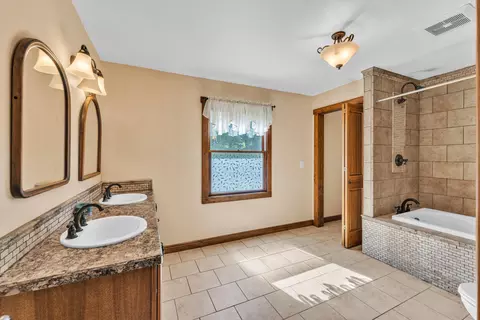 Bath - 361 4th St, Plainwell, MI 49080 photo 4 of 5