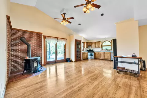 Living - 361 4th St, Plainwell, MI 49080 photo 3 of 9