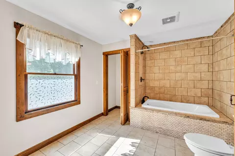 Bath - 361 4th St, Plainwell, MI 49080 photo 3 of 5