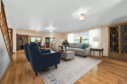 Living - 361 4th St, Plainwell, MI 49080 photo 4 of 9