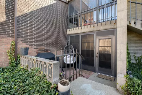 805 S Despelder St #19, Grand Haven, MI 49417