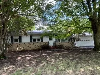 2888 Clarice St, Kalamazoo, MI 49048